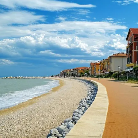 Comfortable Seafront In